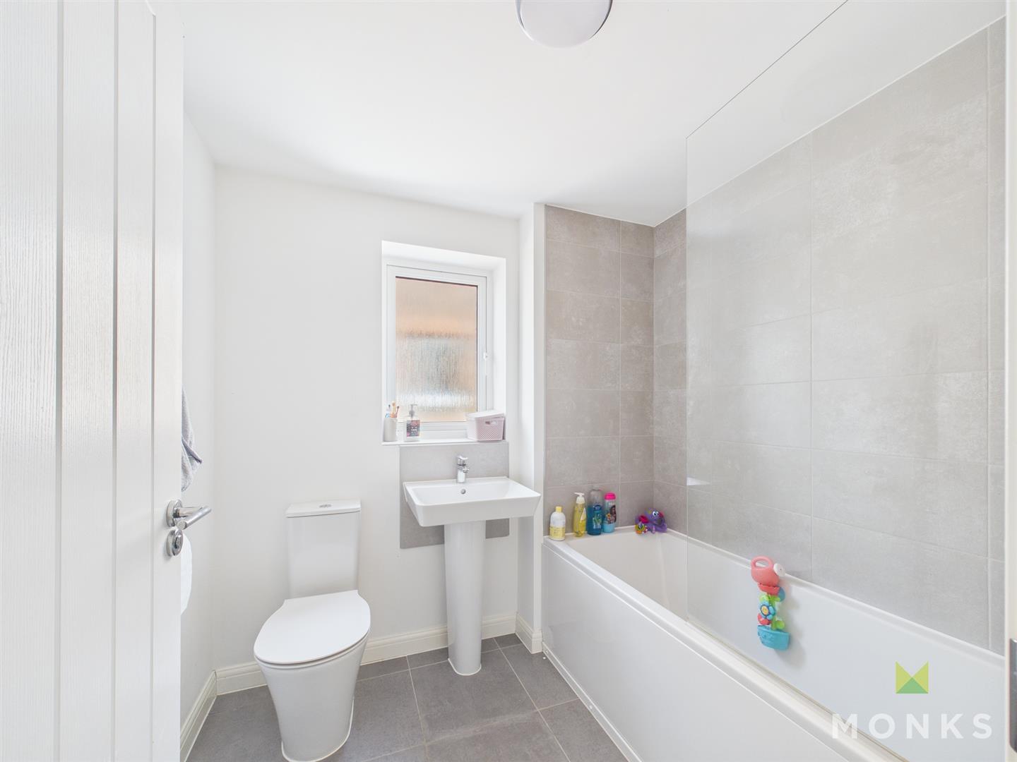 4 Dymock Drive, Shrewsbury, SY2 6GU For Sale